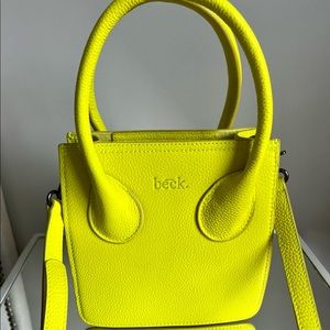BRAND NEW bēck Micro Pixie Bag, in the color “Cyndi”